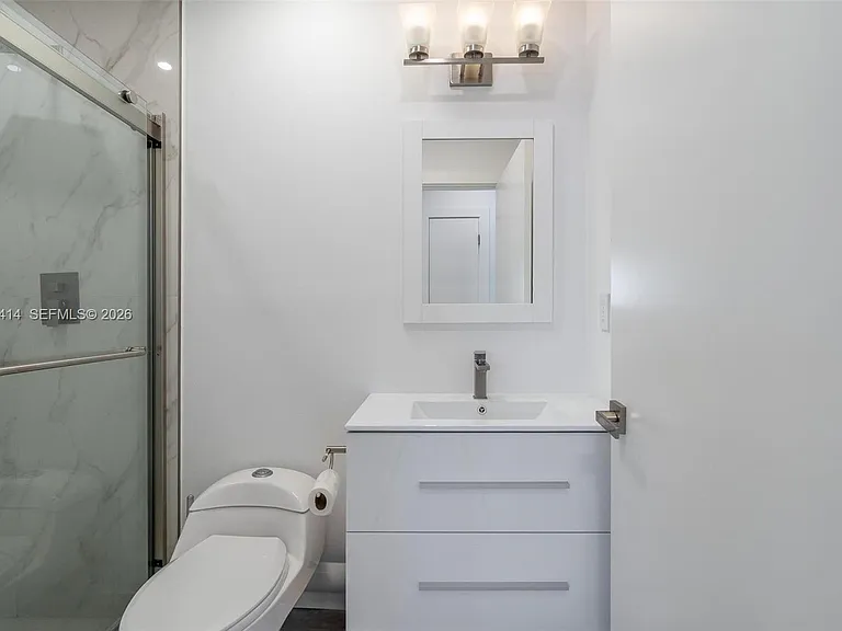 669 NW 15th Ave #0 — Photo 16
