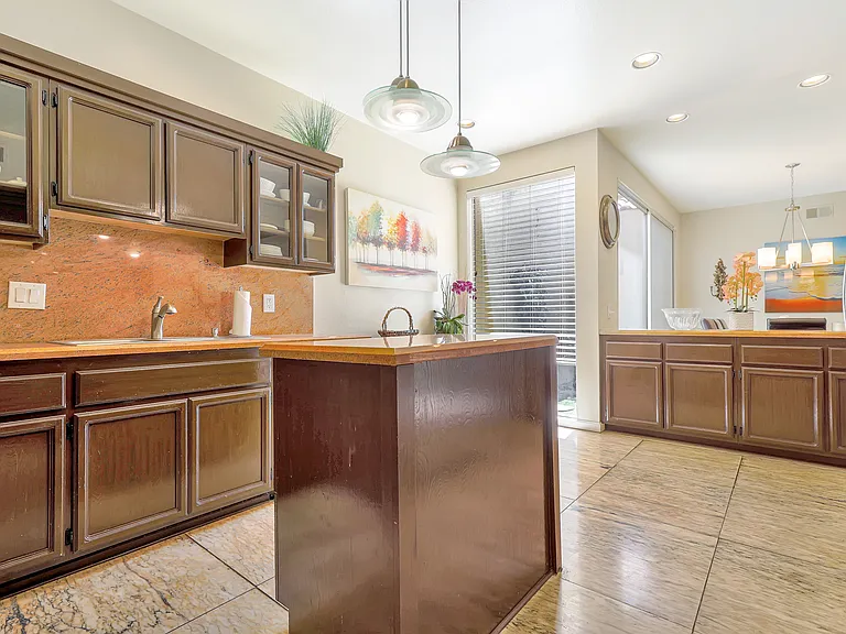 142 Lake Shore Dr — Photo 14