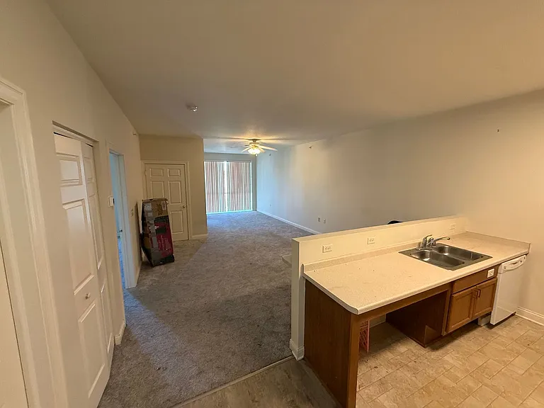 Uptown Brass Apartments — Photo 2