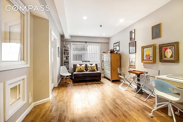 Sold by Compass | media 37