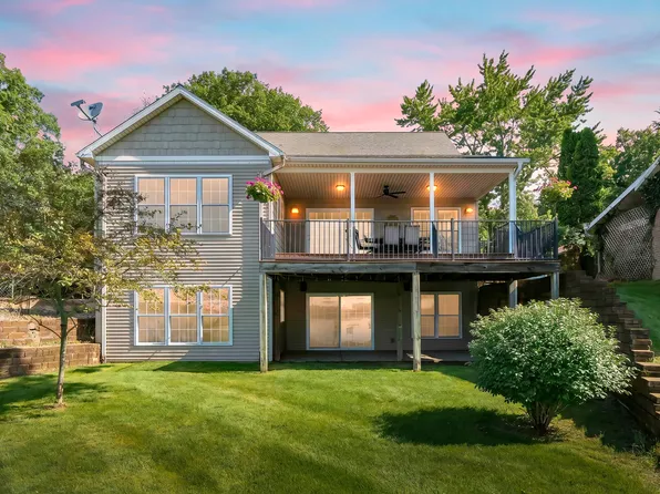 820 Forest Dr, Portage, MI 49002