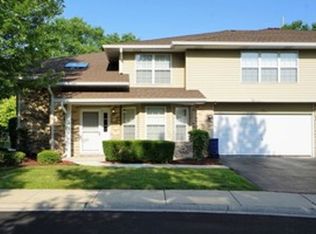 907 Elderberry Cir UNIT 111, Naperville, IL 60563