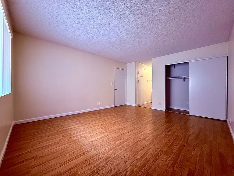 3300 W Orange Ave — Photo 13