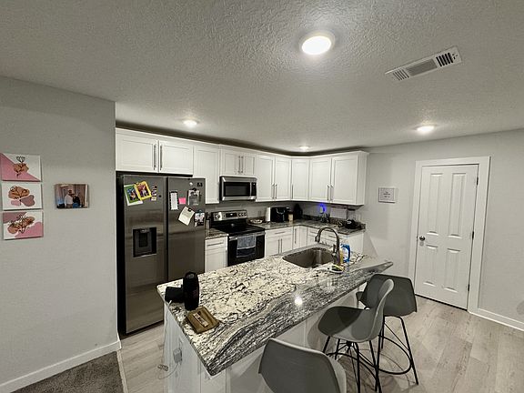 3rd image of 8720 Fowler Ave