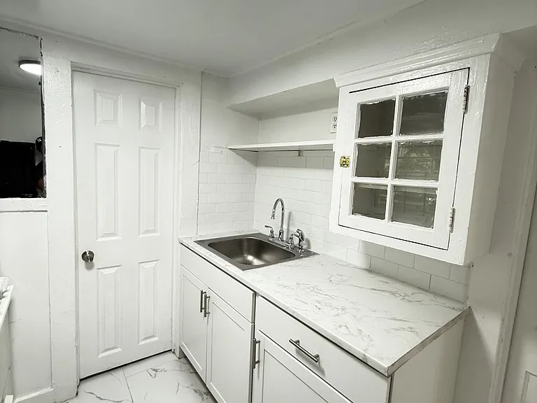 7904 Saint Charles Ave — Photo 14
