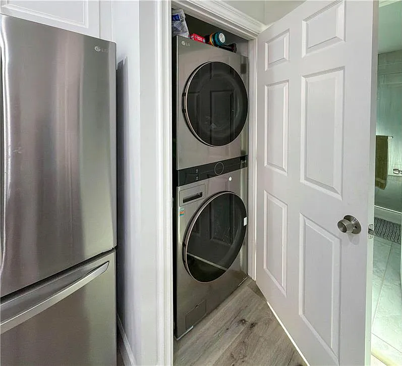 1 bed, 530 sqft, $2,850 — Photo 3