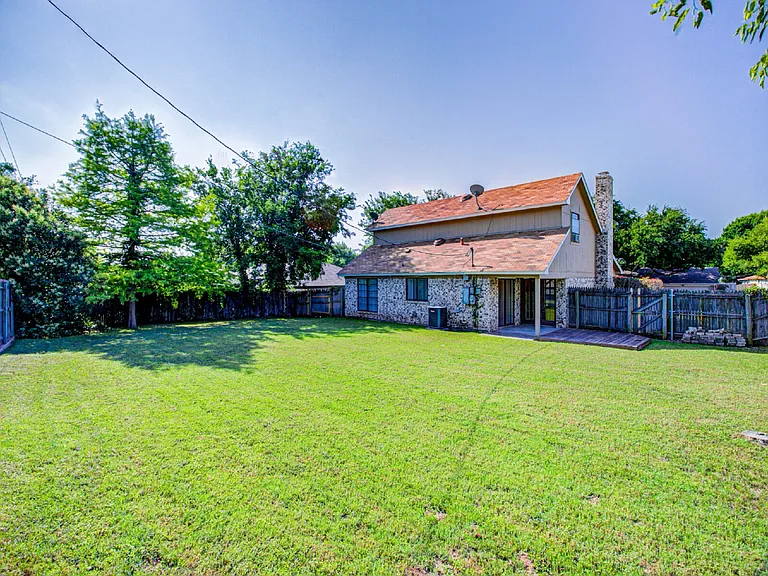 1701 Edge Hill Rd — Photo 12