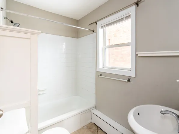 251 Birmingham St #A102, Saint Paul, MN 55106