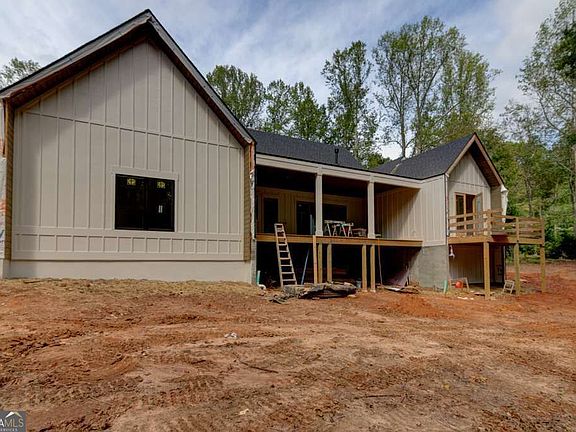 3rd image of 7405 Nicholson Rd