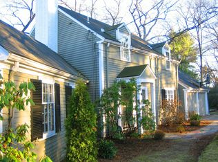 2 Warren St, Lexington, MA 02421