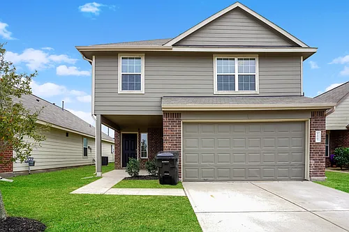24007 Avogadro Dr Photo 1