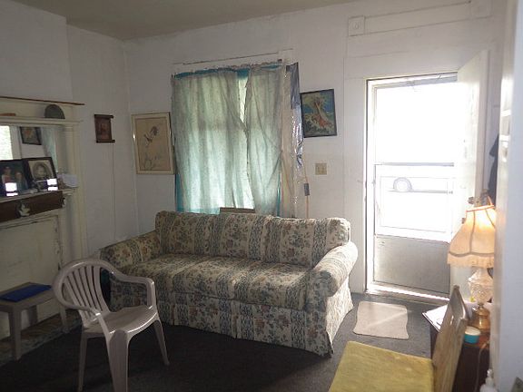 5th image of 75-77 N Eureka Ave
