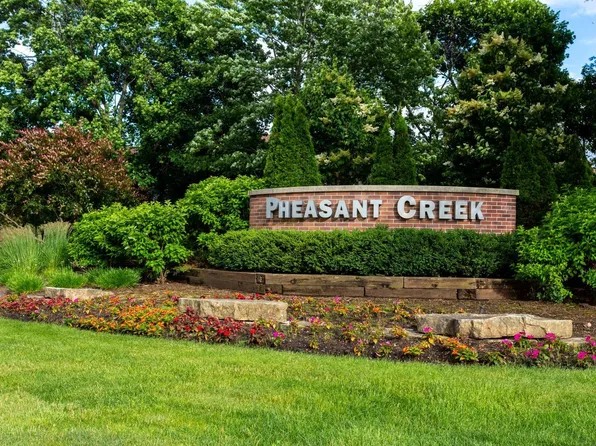 925 Spring Hill Dr APT 311, Northbrook, IL 60062