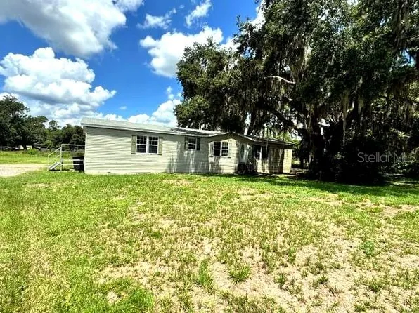 5411 Pless Rd, Plant City, FL 33565