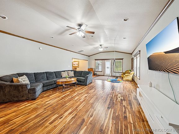 5th image of 6529 S 159th Ave