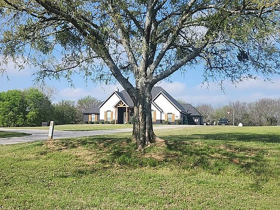 2nd image of 668 County Road 4191