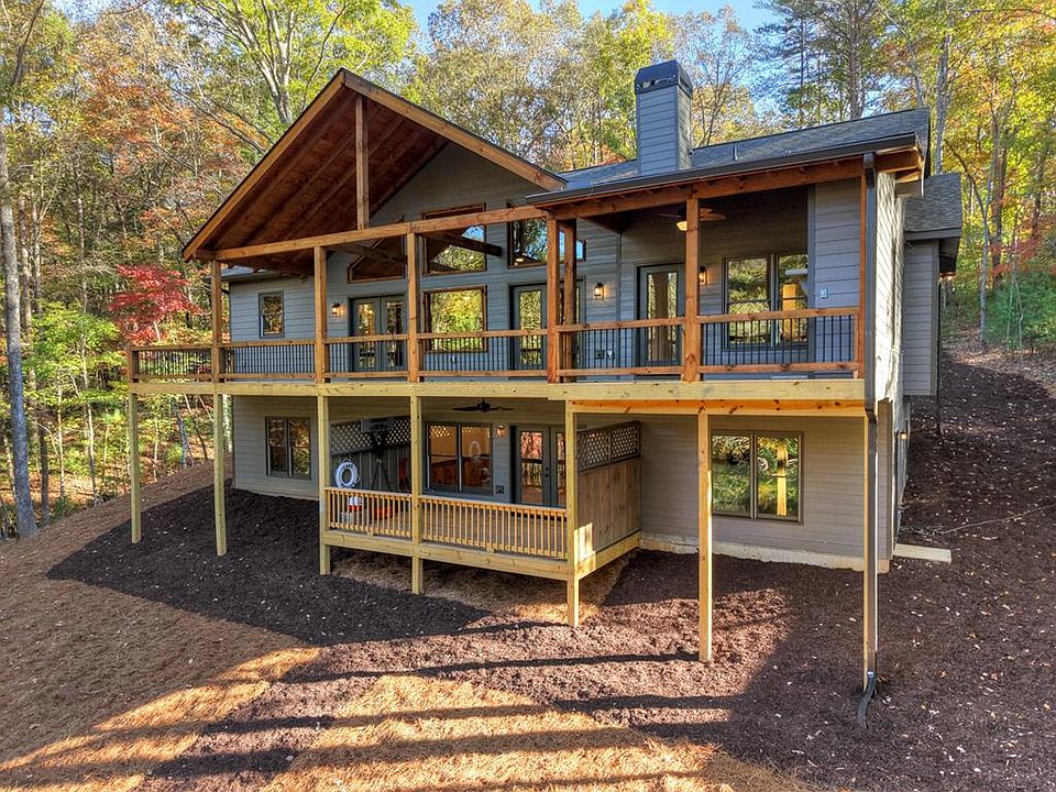 55th image of 382 Pocaset Dr
