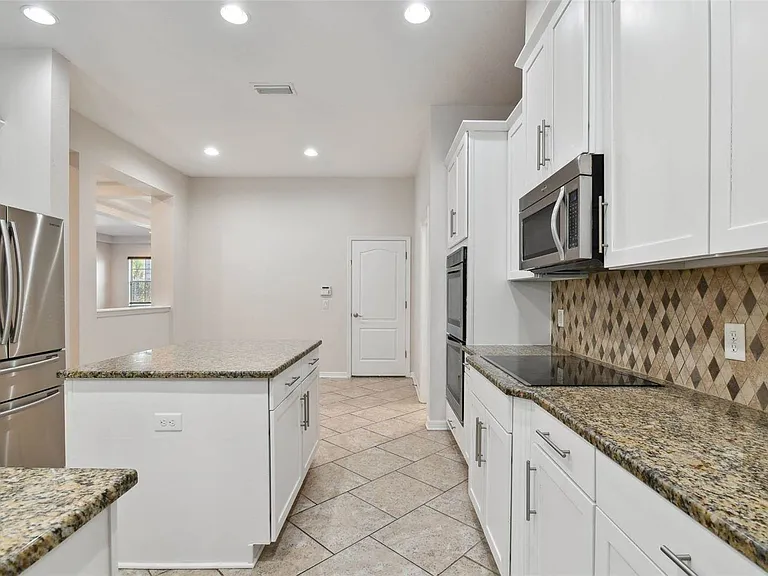 27806 Autumn Breeze Cir — Photo 20