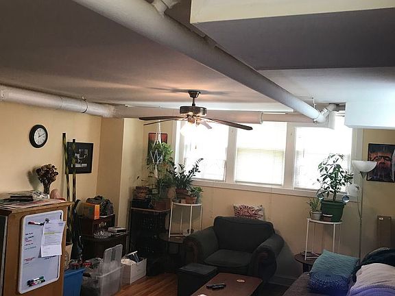 2nd image of 2115 Blaisdell Ave #B