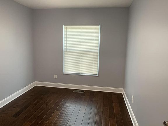 5th image of 17 Mission Wood Way