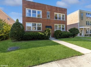 8220 Keating Ave APT 2S, Skokie, IL 60076