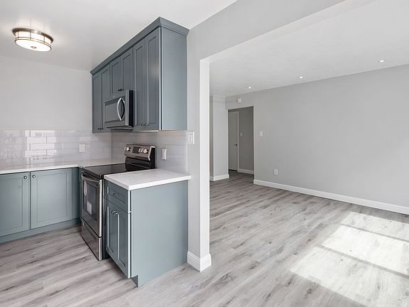 2nd image of 1611 Vallejo St #303