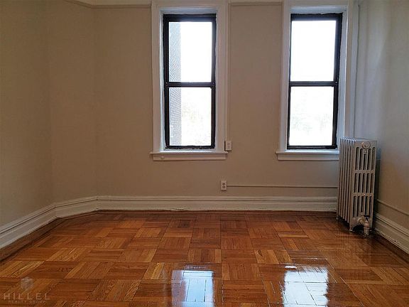 3rd image of 8550 Forest Pkwy APT 3C