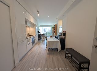 6 David Eyer Rd #218, Richmond Hill, ON