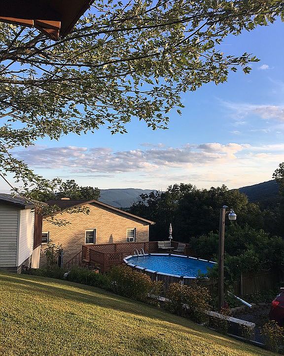 2nd image of 3640 Corner Rd