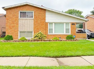 15224 Diekman Ct, Dolton, IL 60419