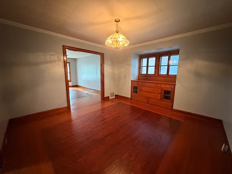 3209 Kimball Ave — Photo 4