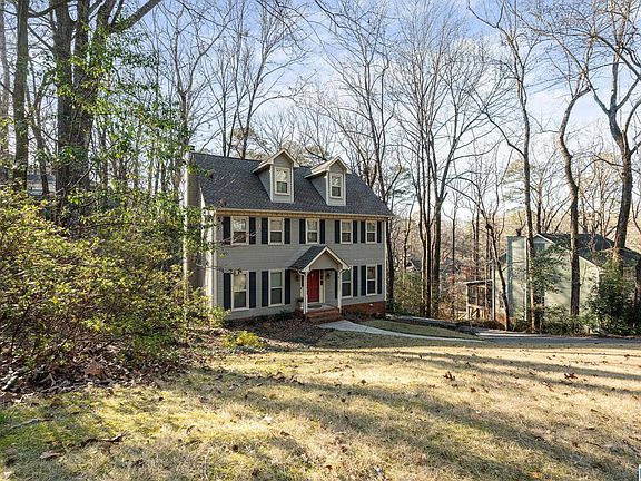 2nd image of 2021 Shagbark Rd