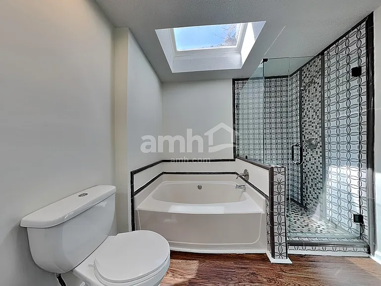 4415 Hounds Run Dr — Photo 15