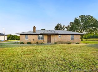 10559 Evans Rd, Marietta, OK 73448