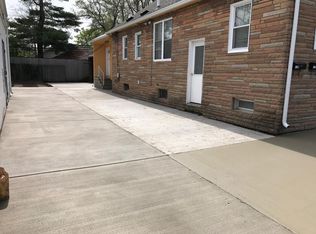 932 E Eleven Mile Rd #A, Royal Oak, MI 48067