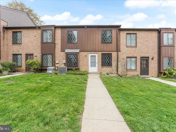5200 Hilltop Dr #150, Brookhaven, PA 19015