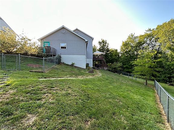 4th image of 109 Crestlyn Ct