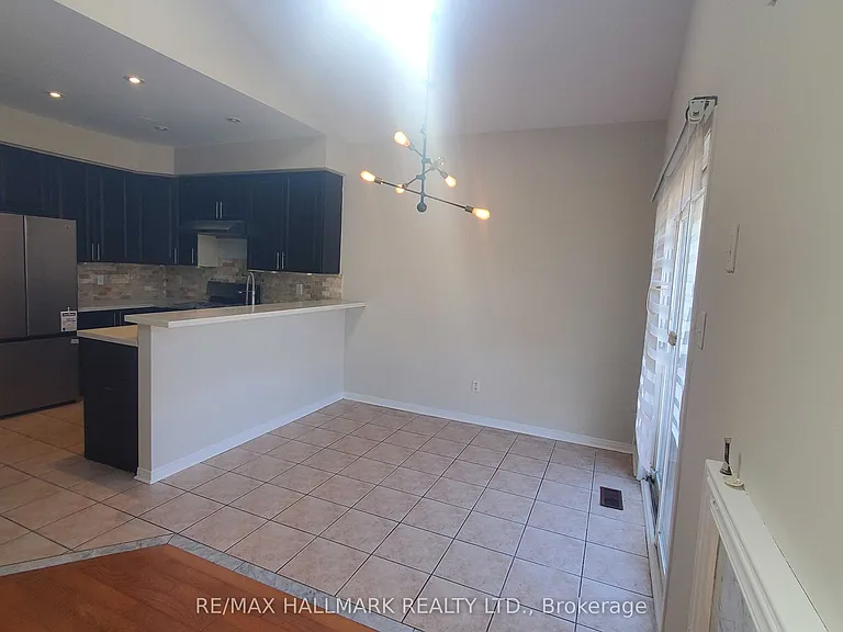 4930 Southampton Dr — Photo 7