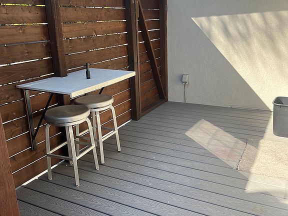 4th image of 776 La Mirada Ave #B