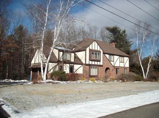 8 Desantis Dr, Ware, MA 01082