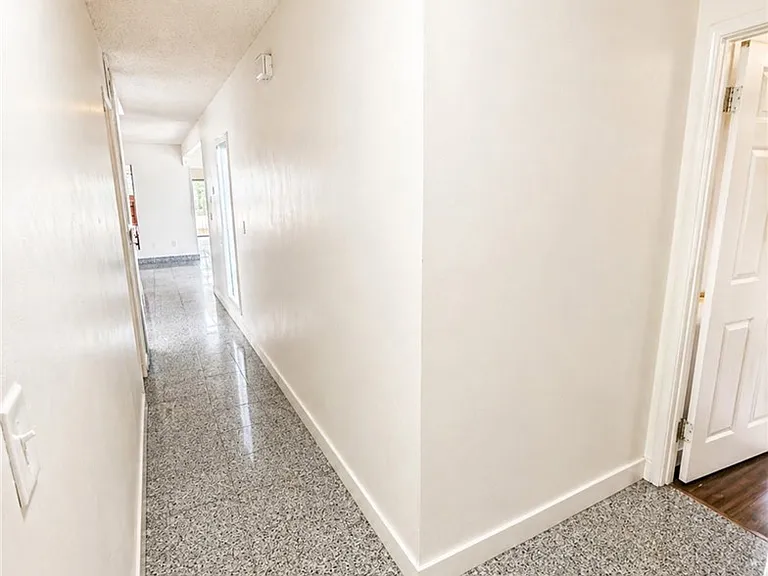 17301 Palm Rd — Photo 27