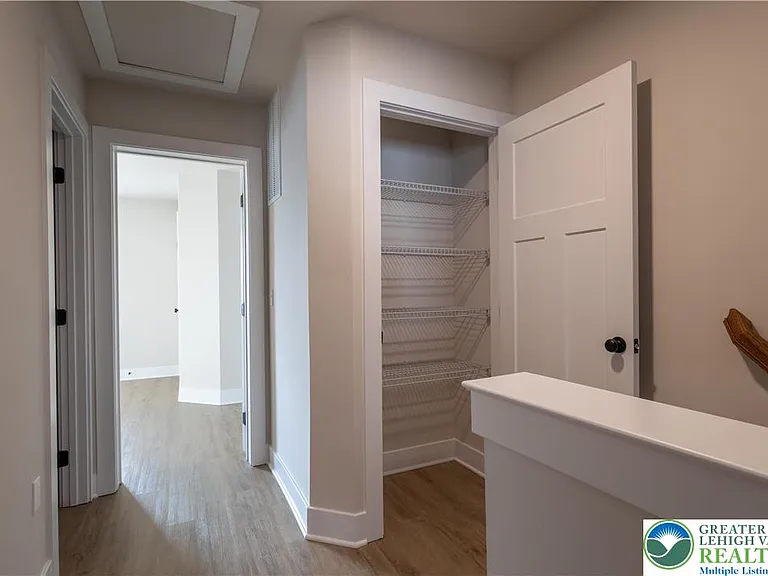 1411 Greenview Dr #12 — Photo 13