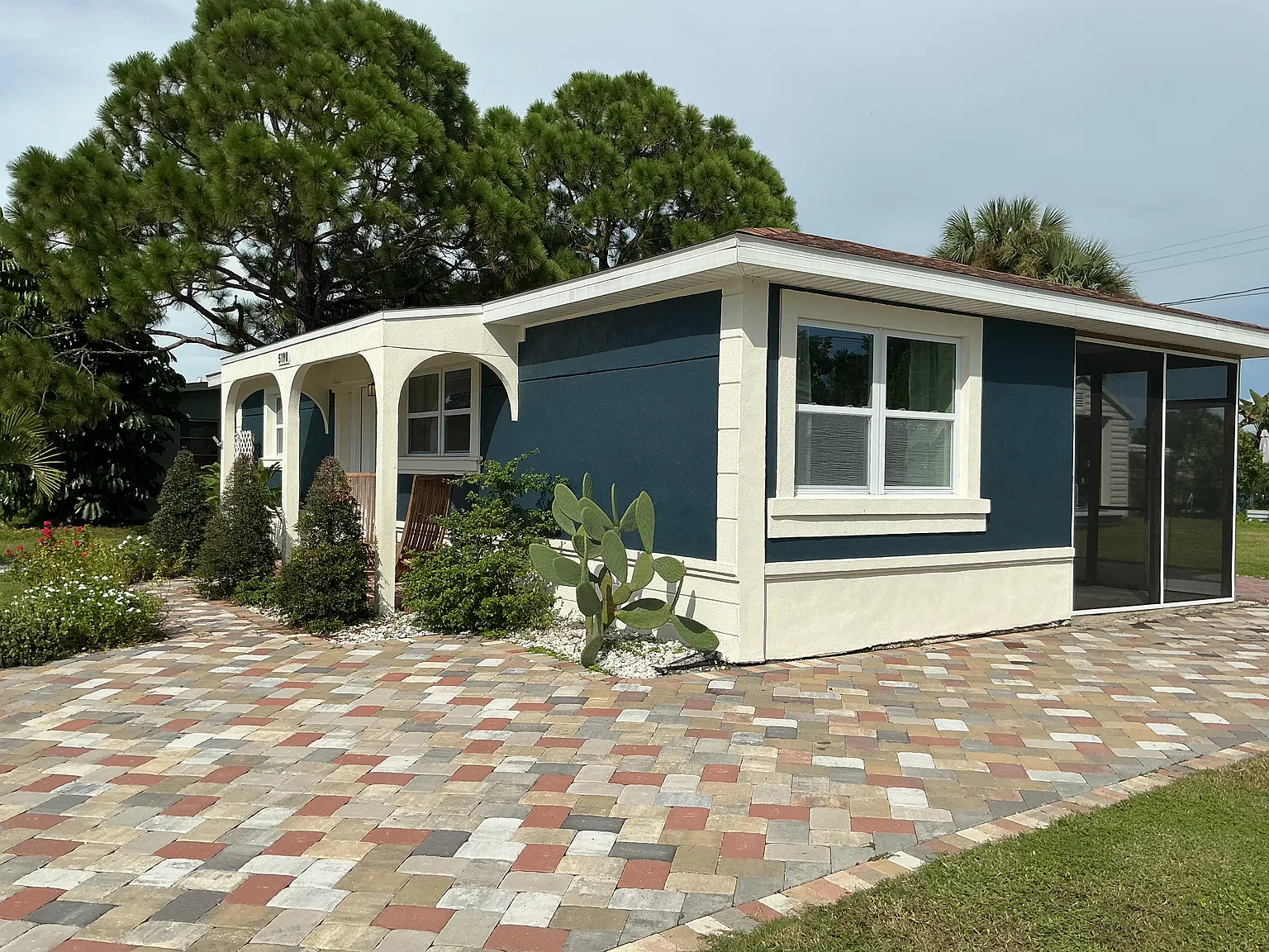2 bed, 801 sqft, $1,850 — Photo 2