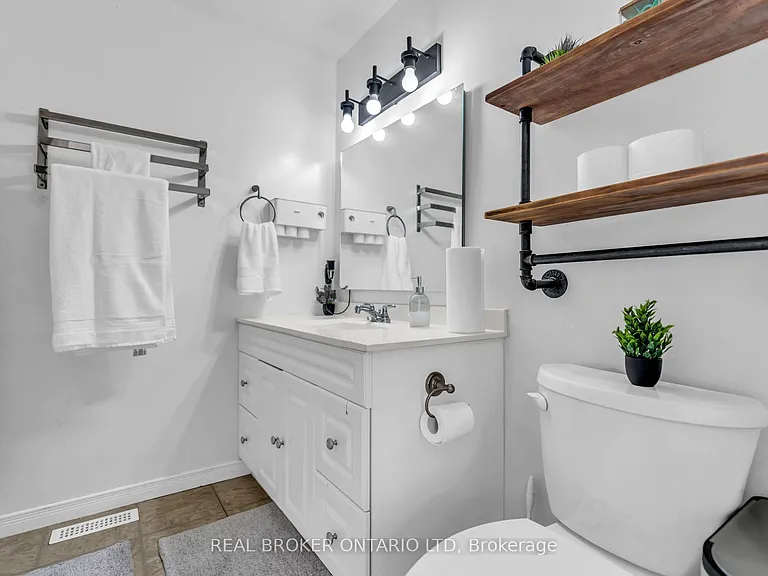 60 Tilipe Rd — Photo 28