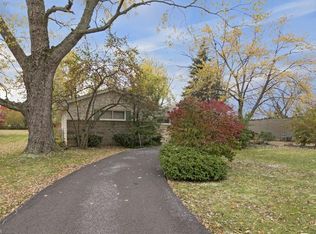 24896 Tunbridge Ln, Beachwood, OH