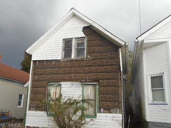 1st image of 3453 E 72nd St