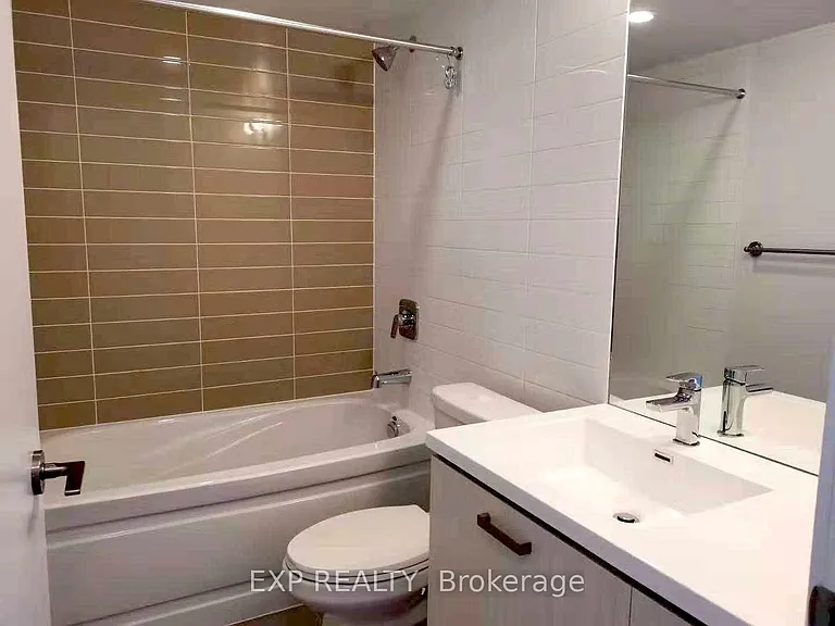 125 Redpath Ave #313 — Photo 9