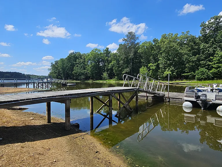 1045 Natures Cove Rd #A — Photo 3