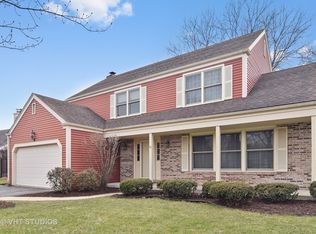 40 Dunham Pl, St Charles, IL 60174