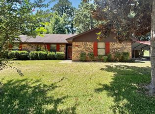242 Delmora Dr, Longview, TX 75605